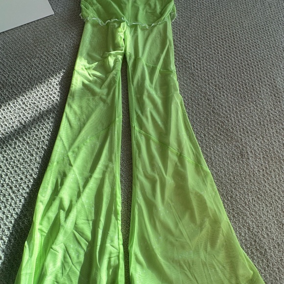 Poster Girl Items - Picture 6 of 6